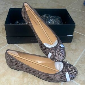 Brand New in Box Banana Republic 9.5 Robin Novelt Rounded Flats​